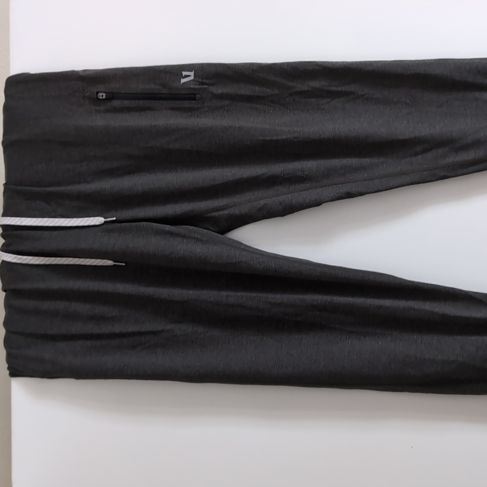 Vuori Sunday Joggers